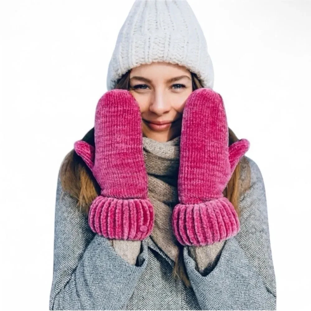 NWT Kurt Geiger Chenille Gloves